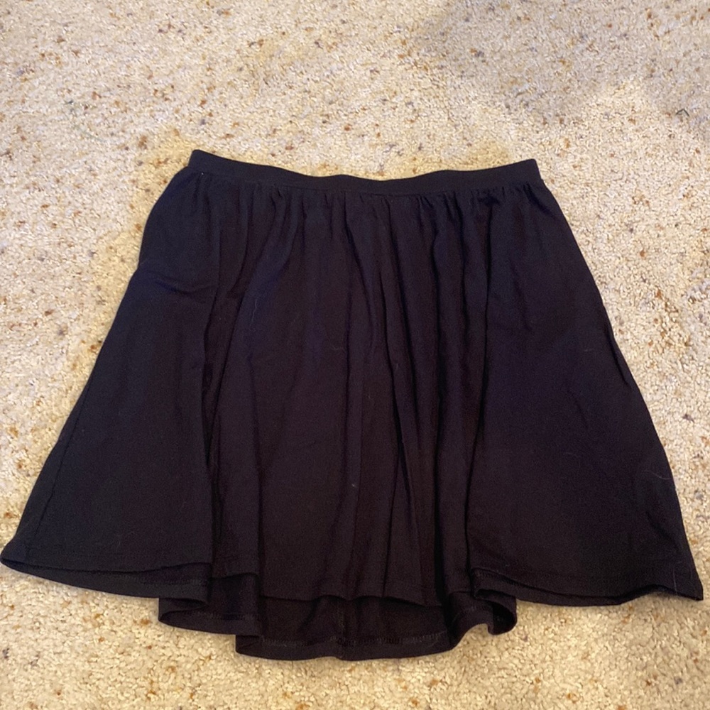 Old Navy Black skirt